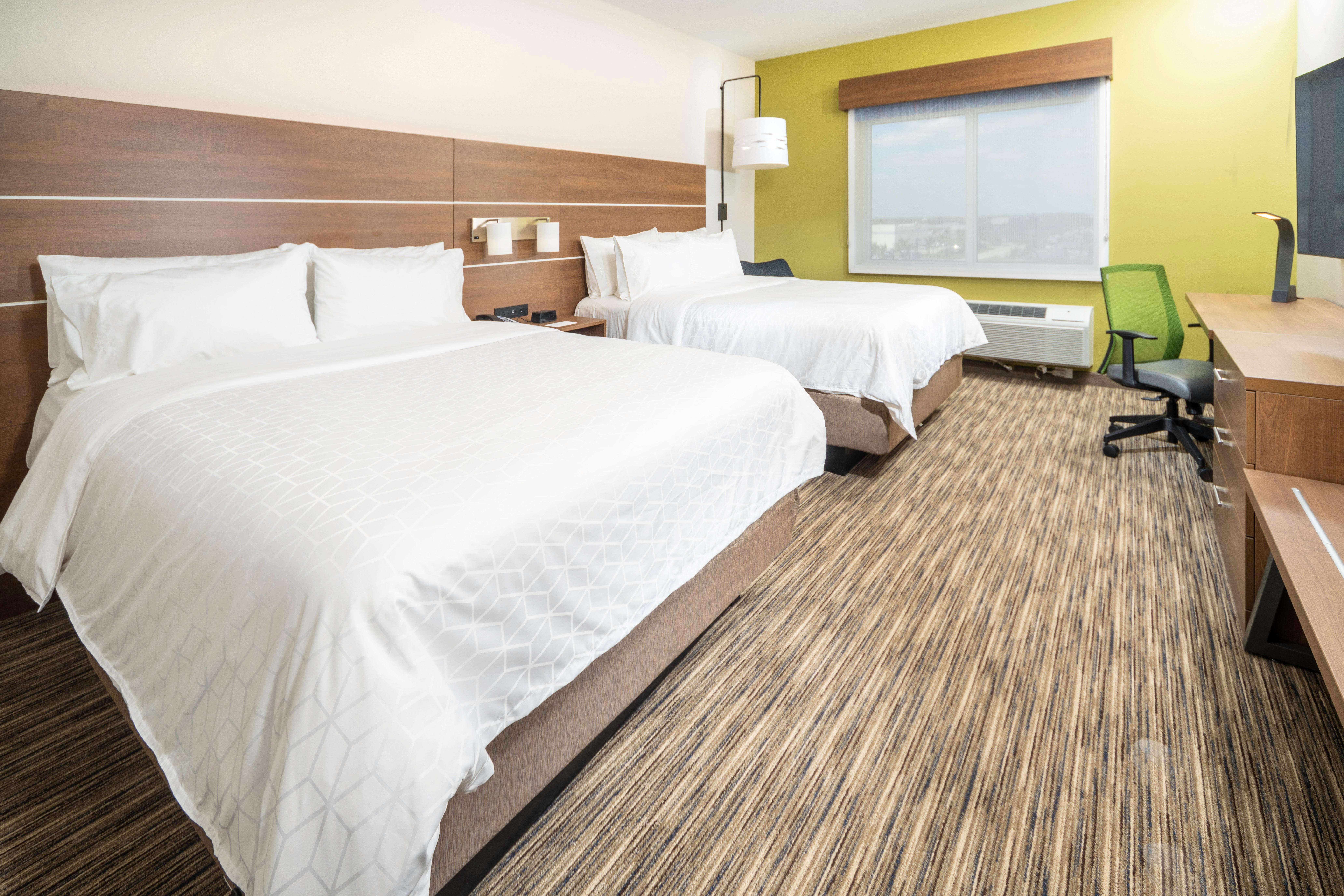 Holiday Inn Express & Suites - Fort Myers Airport By Ihg Exterior photo